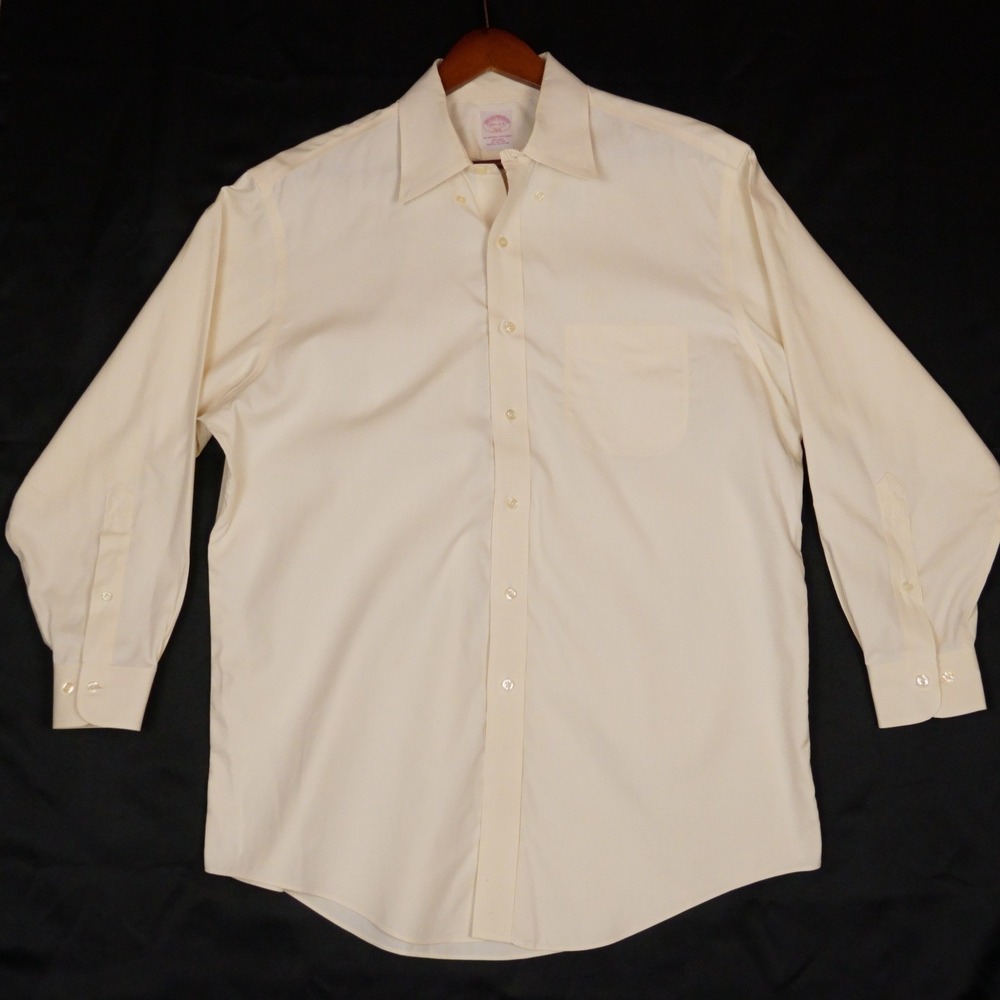 Brooks Brothers 346 Shirt Men 16.5 2/3 Cream NonIron Cotton Button Down Long Slv